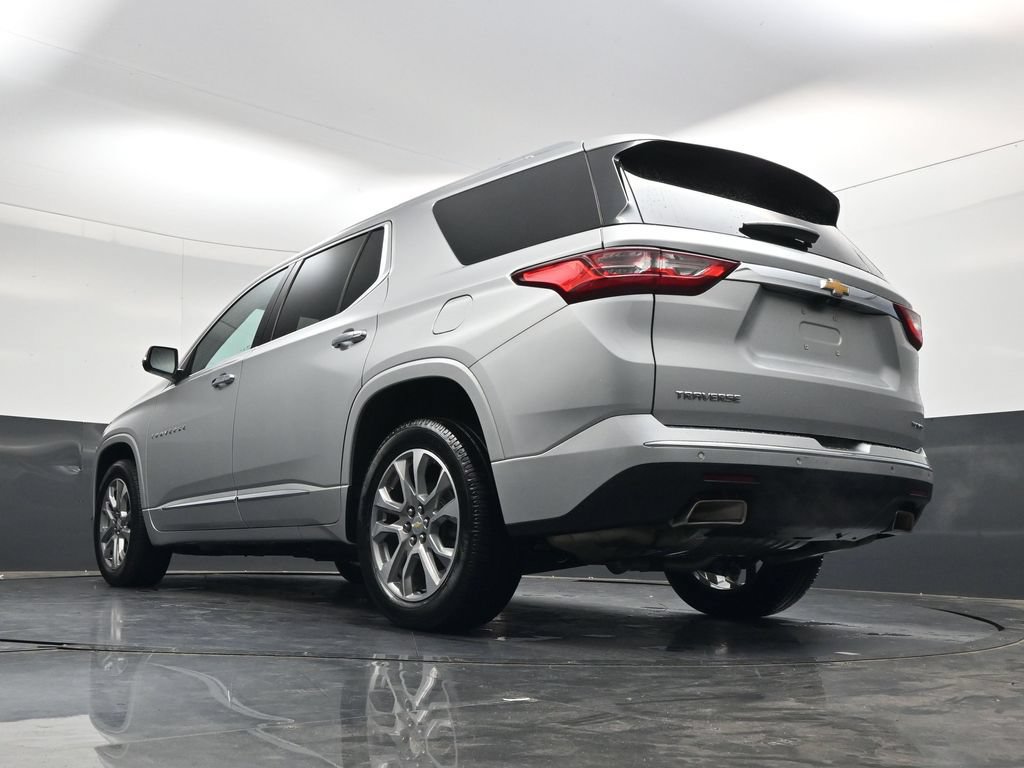 Used 2021 Chevrolet Traverse Premier FWD image 36