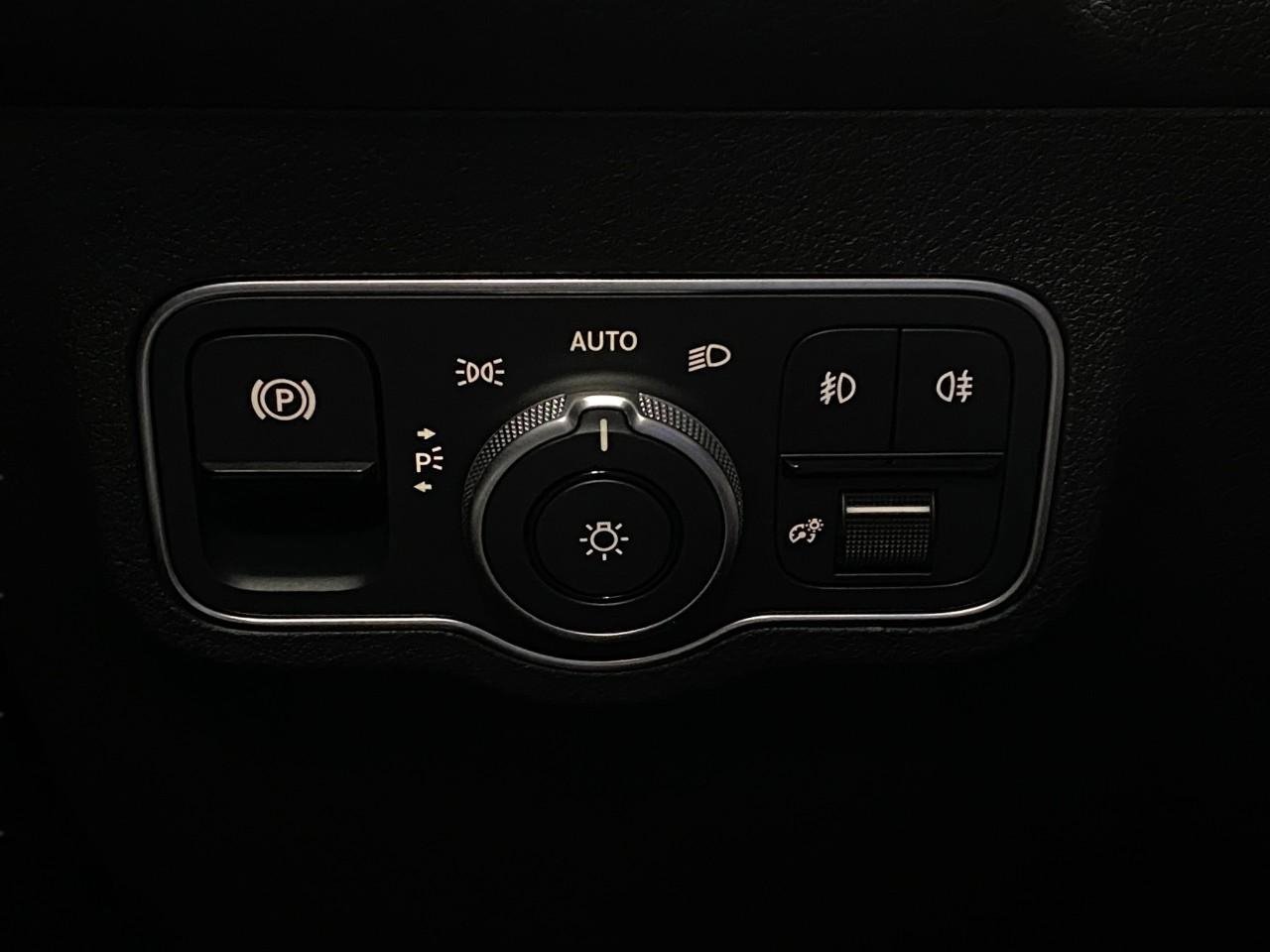 Certified 2026 Mercedes-Benz GLB 250 4MATIC image 14