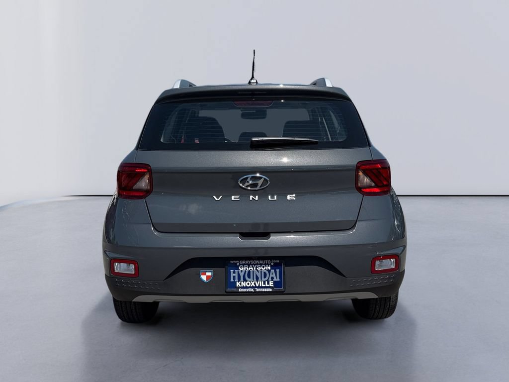 New 2026 Hyundai Venue SEL FWD image 4