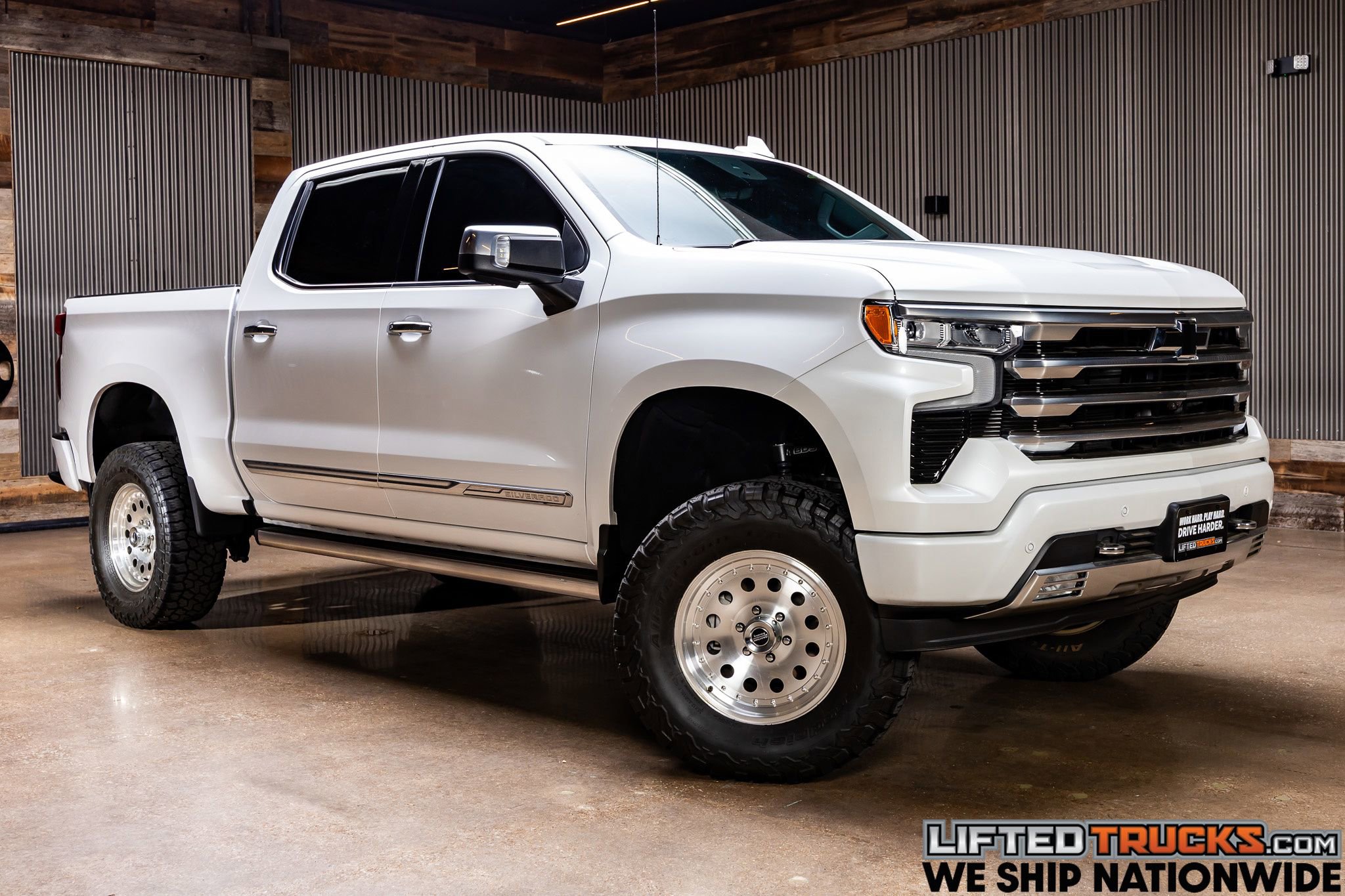 Used 2024 Chevrolet Silverado 1500 High Country image 1