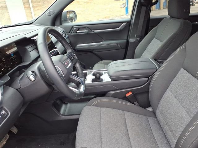 Used 2025 GMC Acadia Elevation image 5