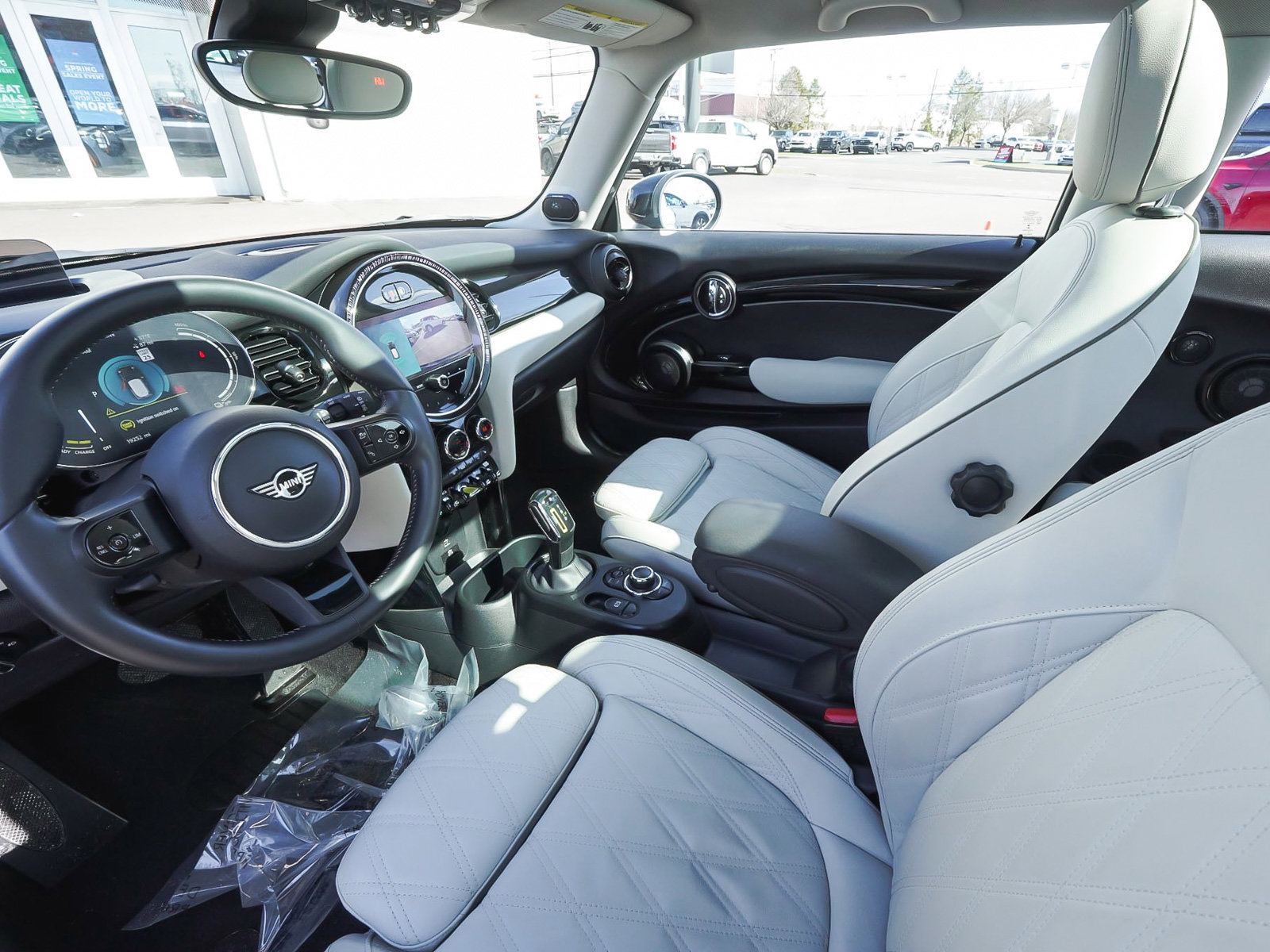 Used 2023 MINI Cooper SE image 13