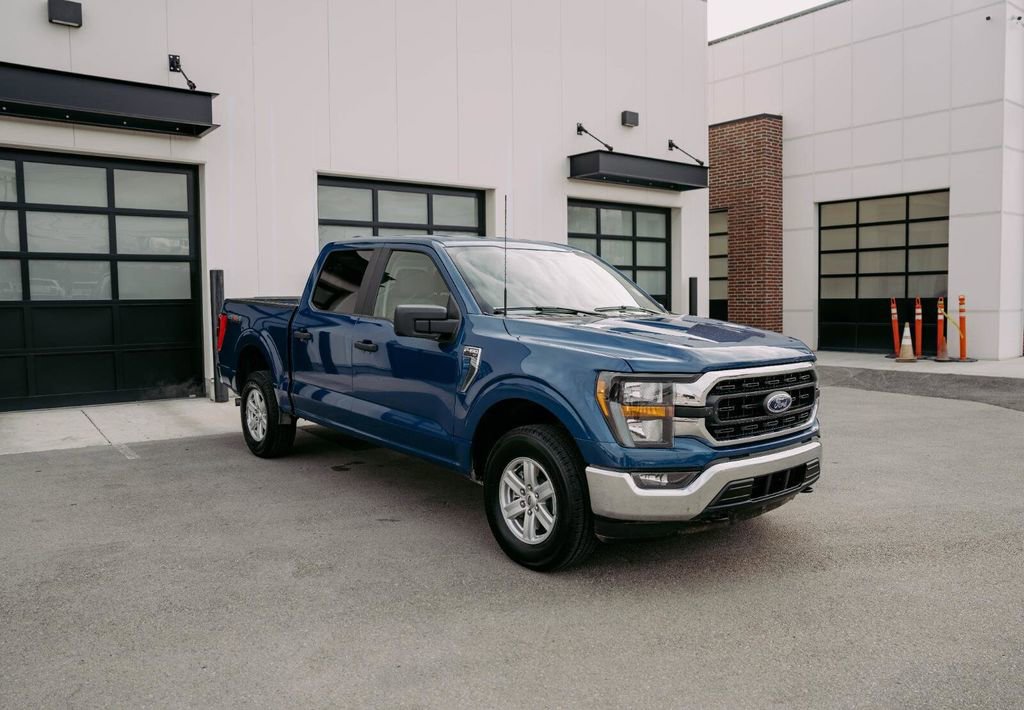 Used 2023 Ford F150 XLT w/ Trailer Tow Package image 4