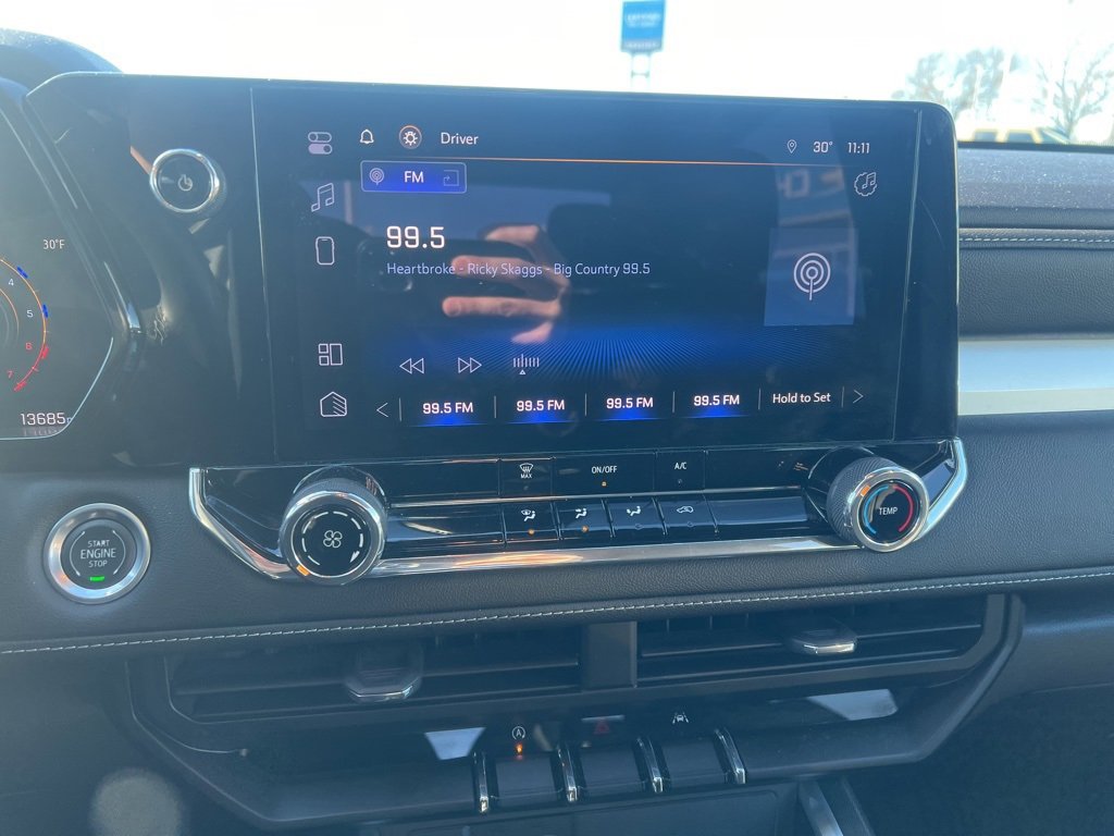 Used 2024 Chevrolet Colorado LT image 19