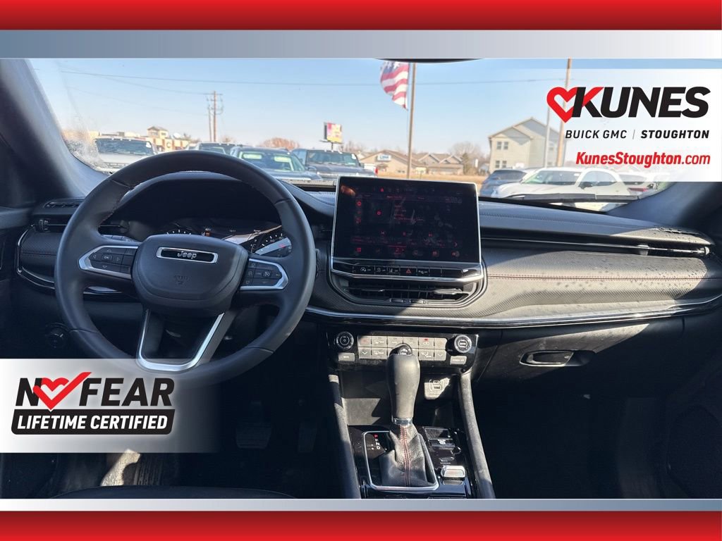 Used 2024 Jeep Compass Trailhawk image 43