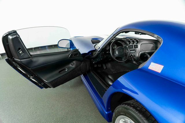 Used 1996 Dodge Viper GTS RWD image 14