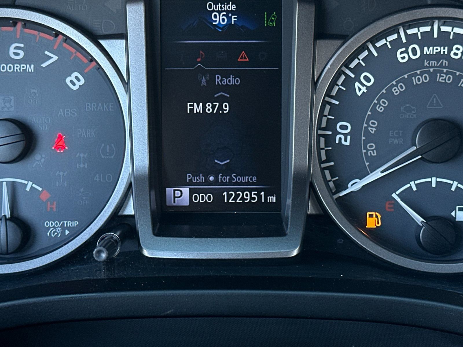 Used 2019 Toyota Tacoma SR5 image 26