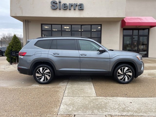 New 2025 Volkswagen Atlas SE image 4