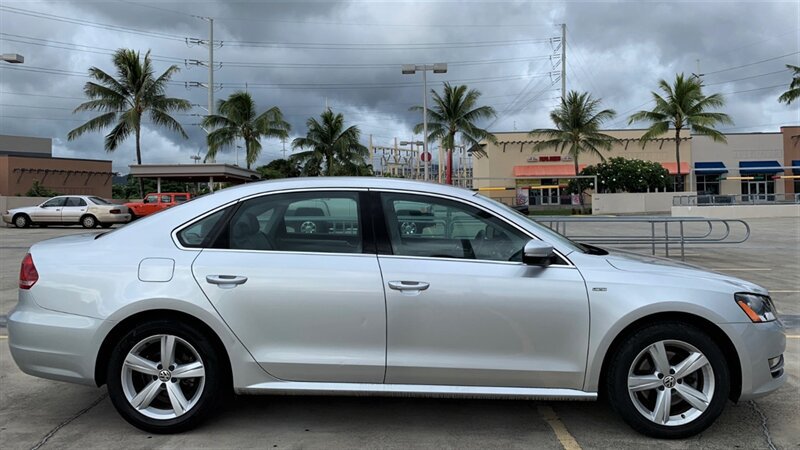 Used 2015 Volkswagen Passat 1.8T Limited Edition FWD image 4