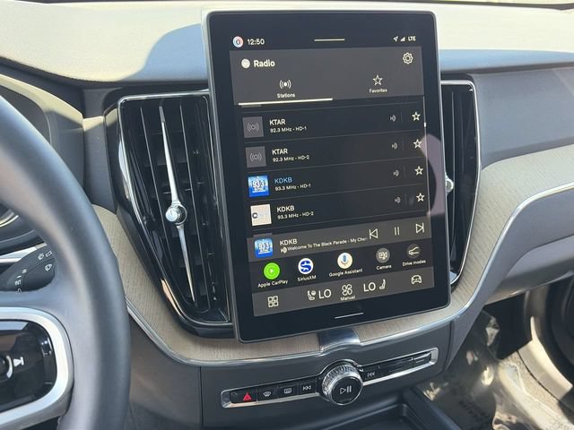 Certified 2026 Volvo XC60 B5 Plus AWD/4WD image 27