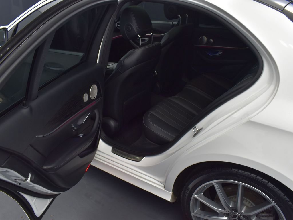 Used 2021 Mercedes-Benz E 350 Sedan image 10