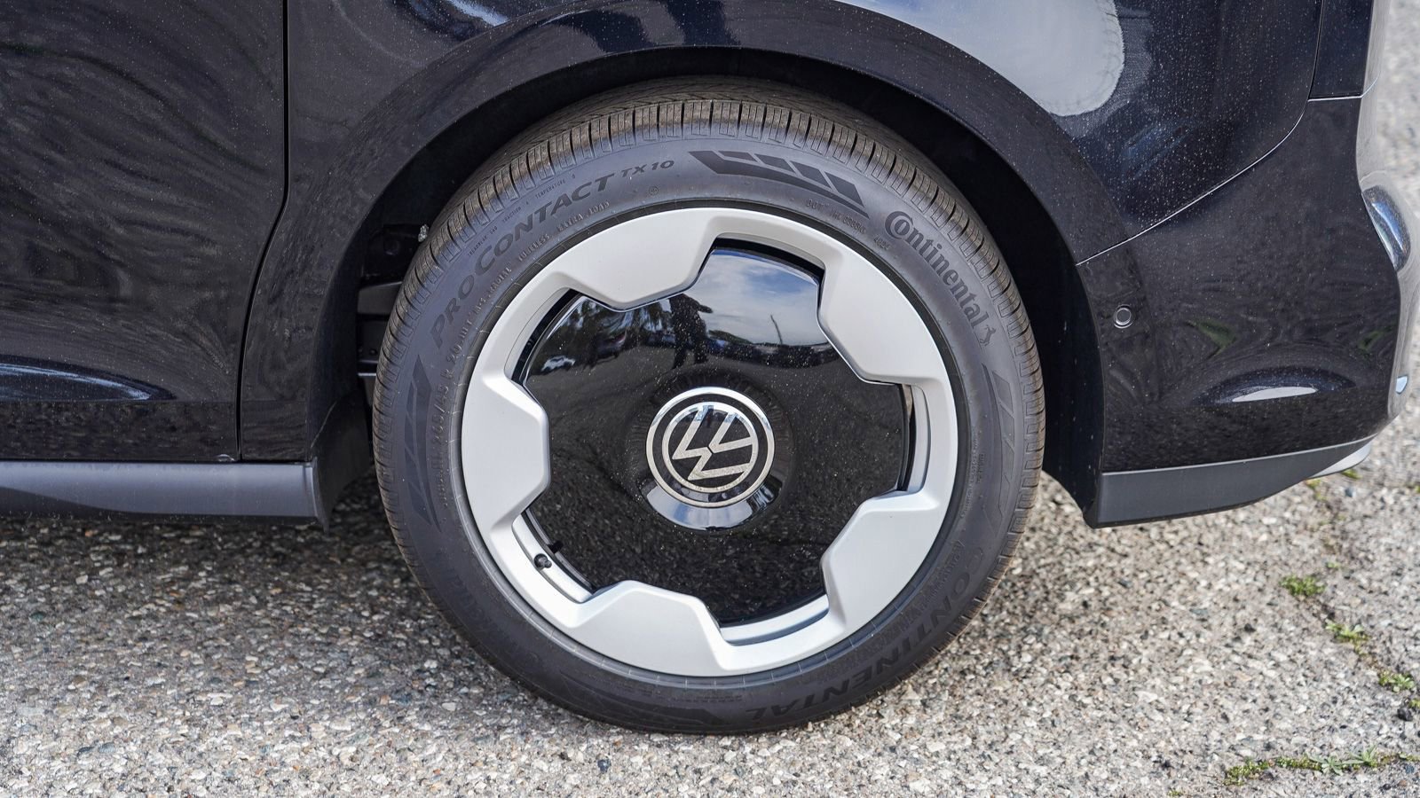 New 2025 Volkswagen ID. Buzz Pro S image 12