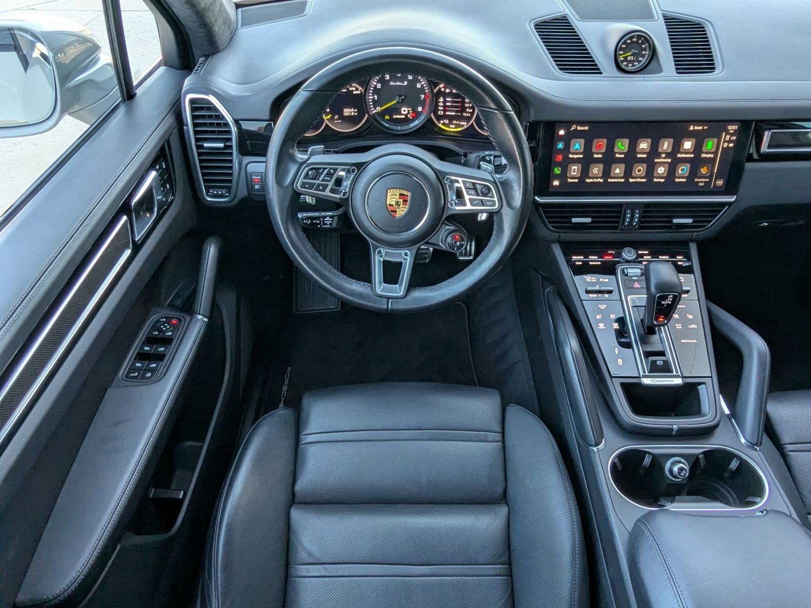 Used 2022 Porsche Cayenne Turbo S image 15