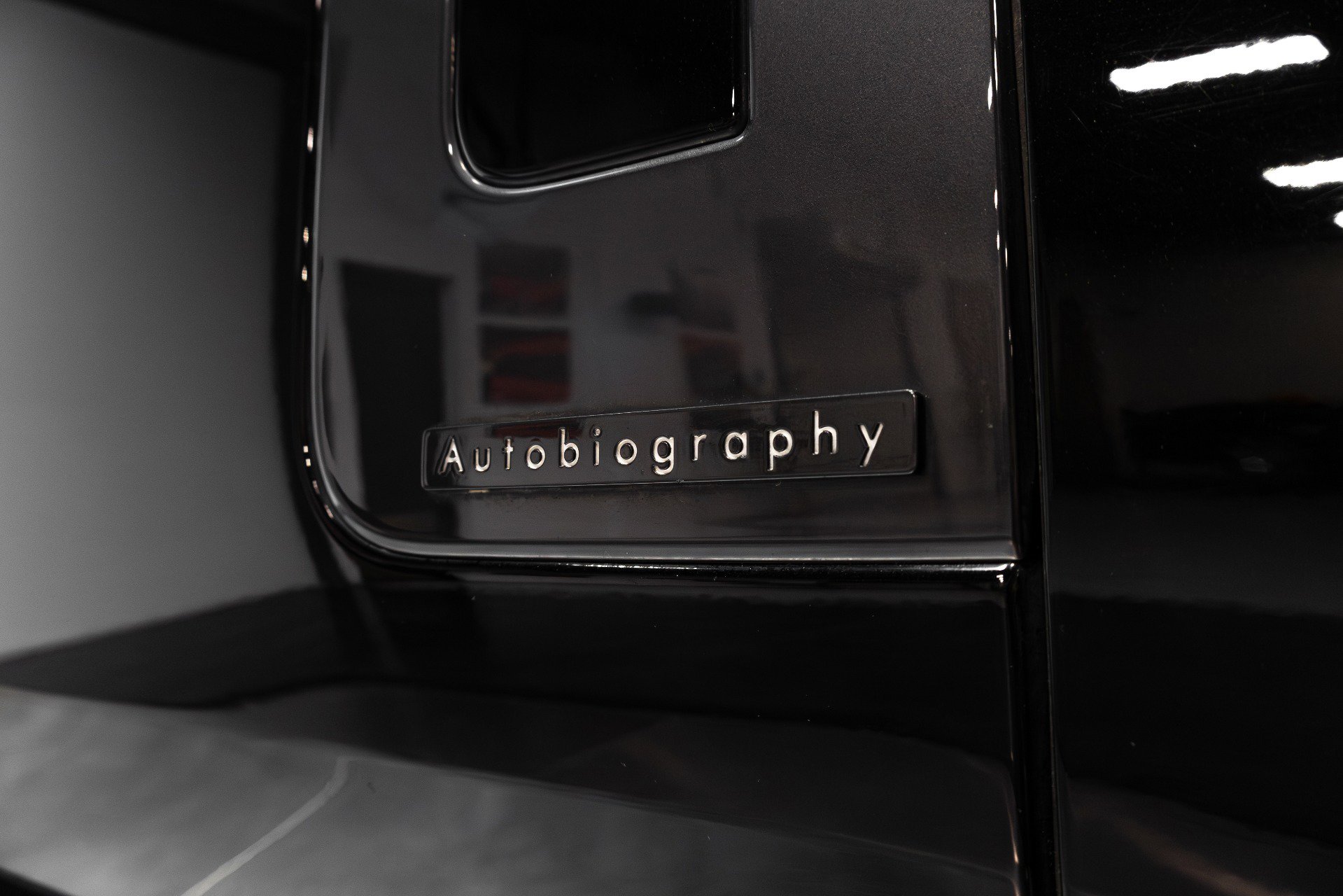 Used 2023 Land Rover Range Rover Long Wheelbase Autobiography image 34