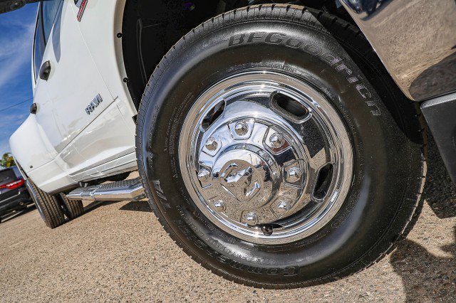 Used 2023 RAM 3500 Big Horn w/ Level 1 Equipment Group image 2