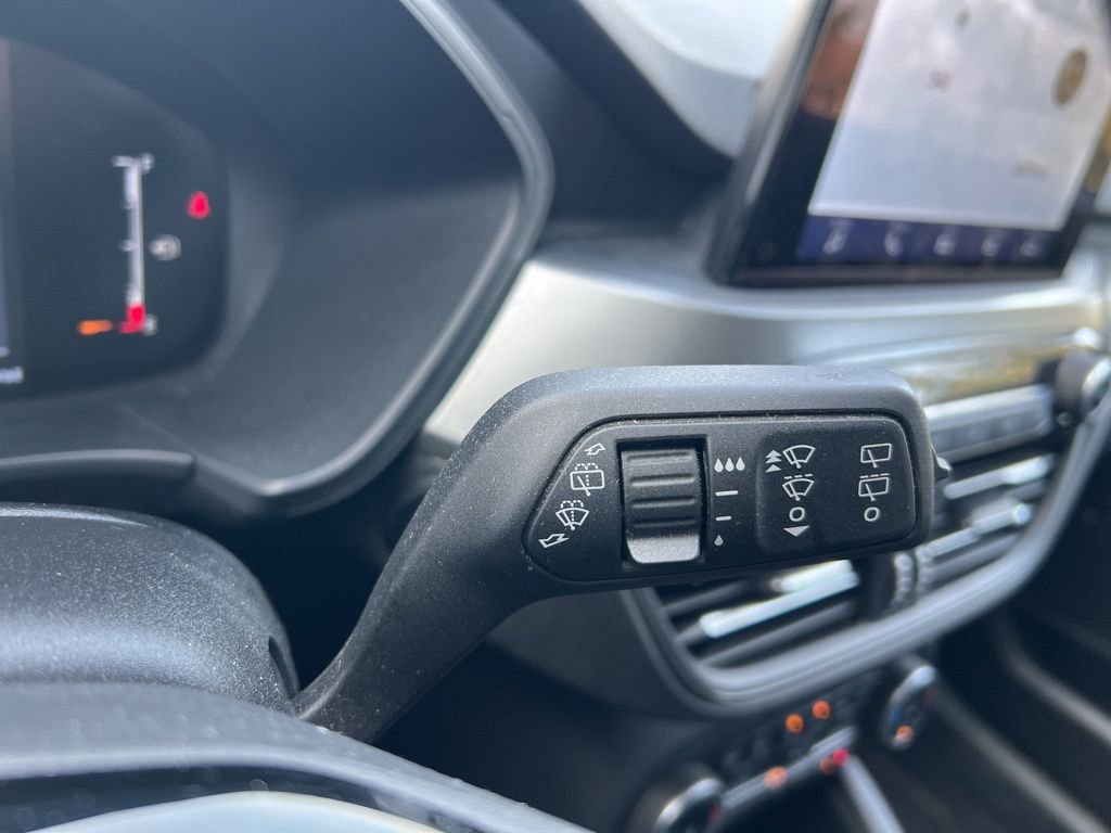 Used 2023 Ford Escape Active image 14