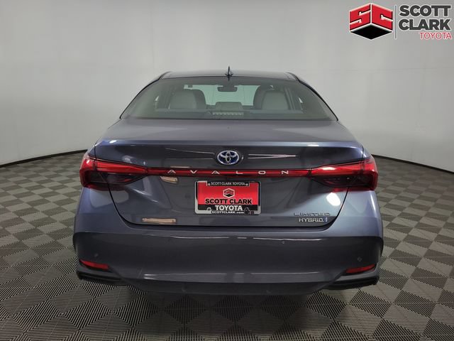 Used 2021 Toyota Avalon Limited w/ Advanced Safety Package FWD image 7