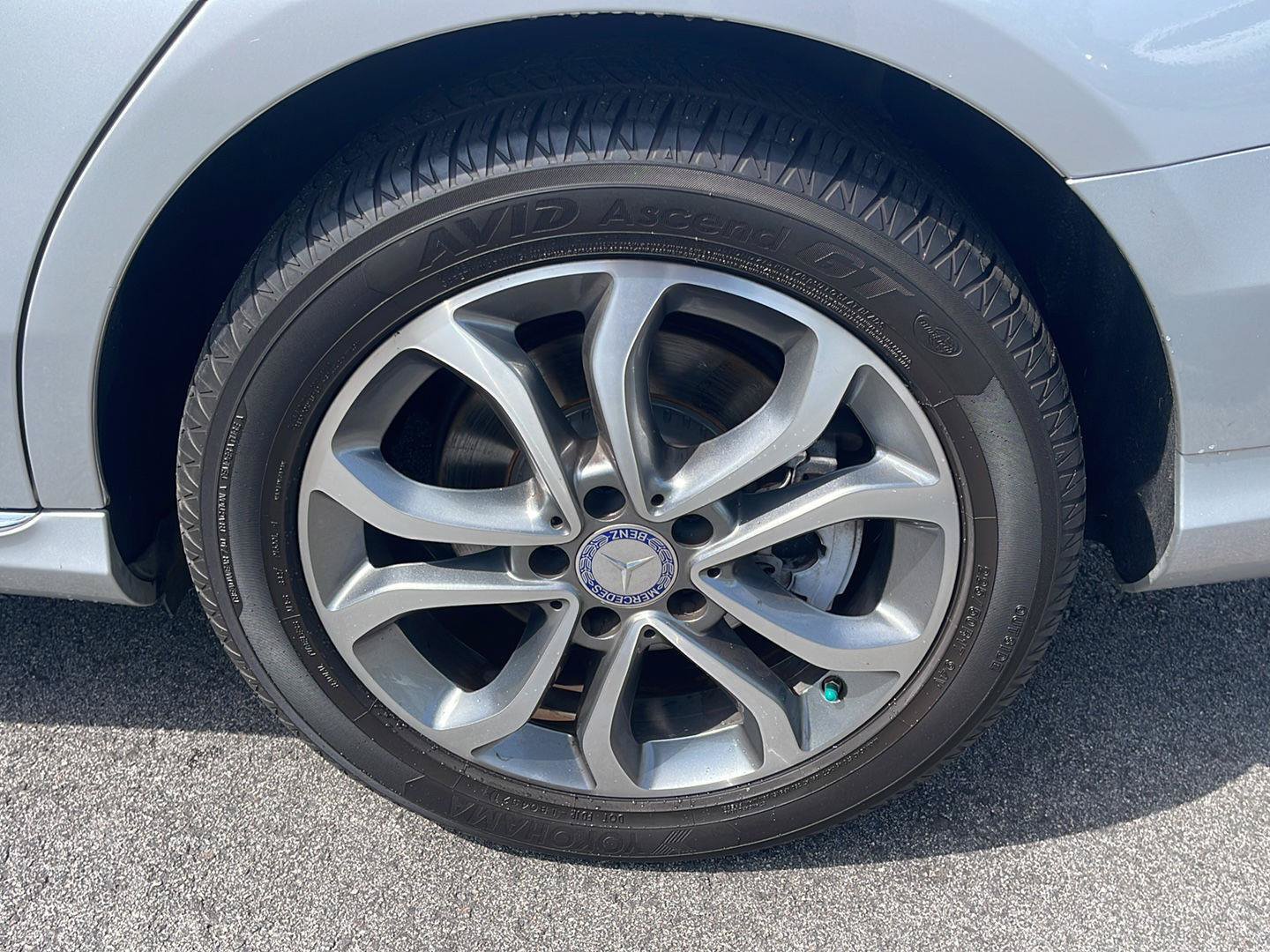 Used 2016 Mercedes-Benz C 300 4MATIC Sedan image 12