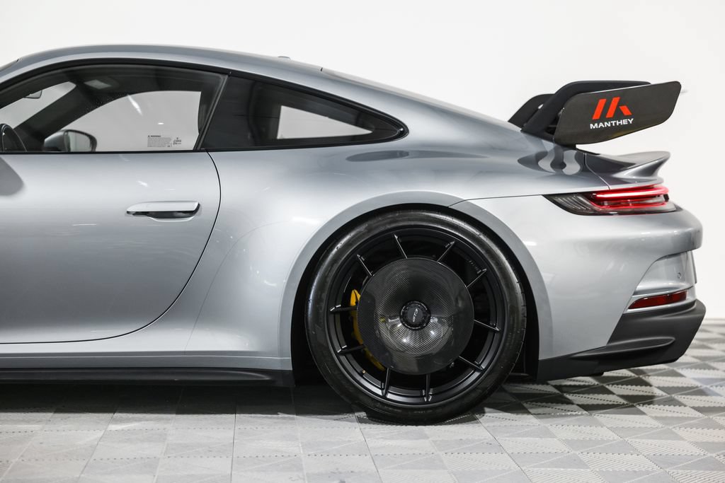 Used 2022 Porsche 911 GT3 RWD image 16