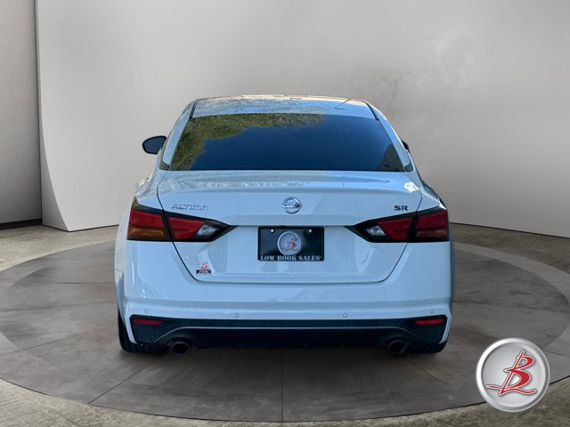 Used 2022 Nissan Altima 2.5 SR FWD image 6