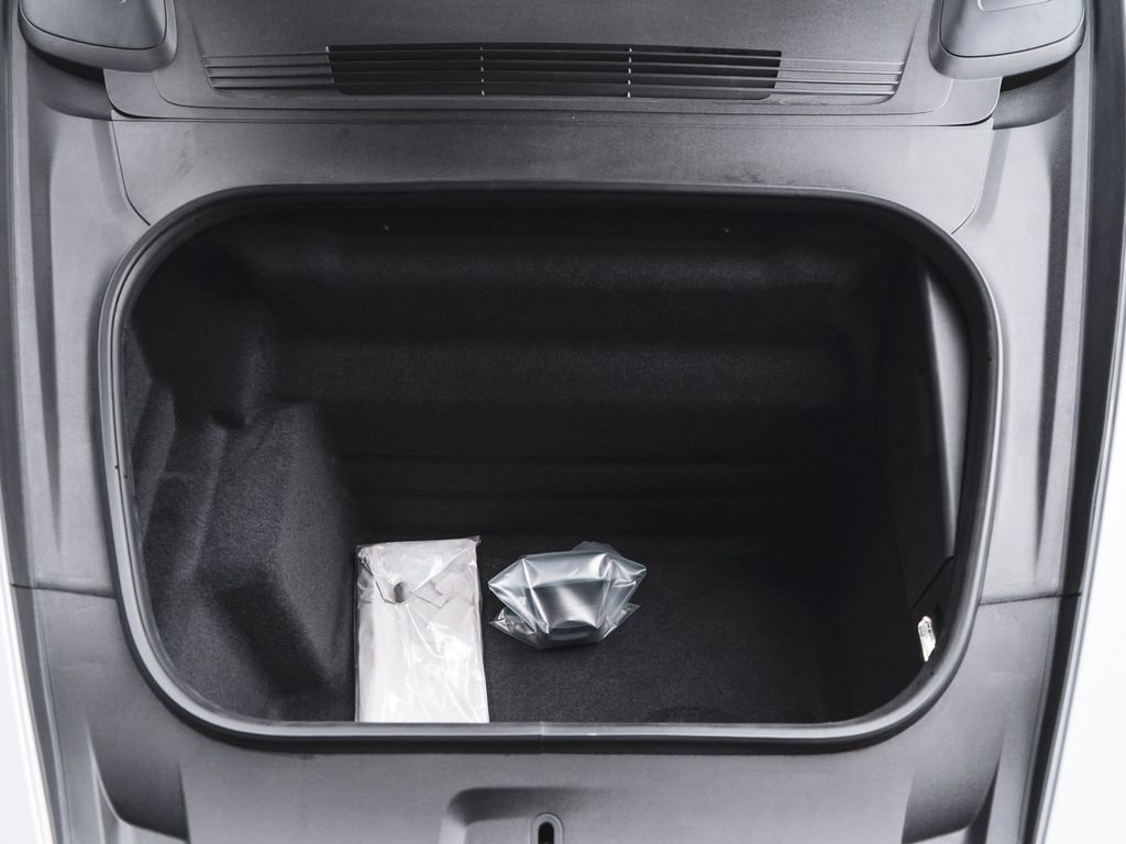 Used 2025 Porsche 911 Turbo S image 33