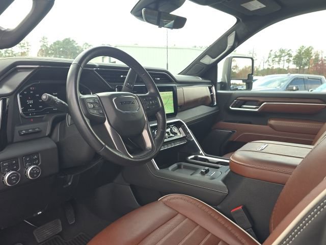Used 2025 GMC Sierra 2500 Denali Ultimate image 25