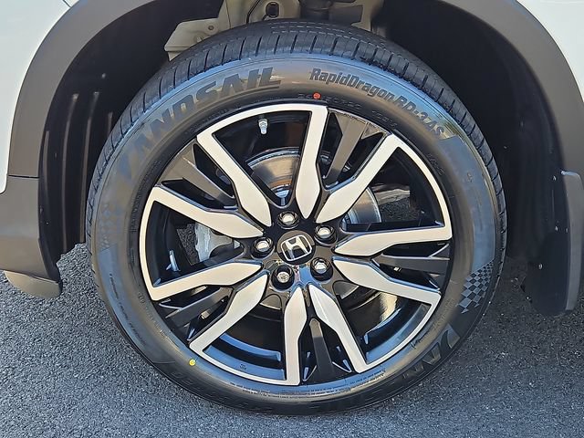Certified 2022 Honda Pilot Touring image 8