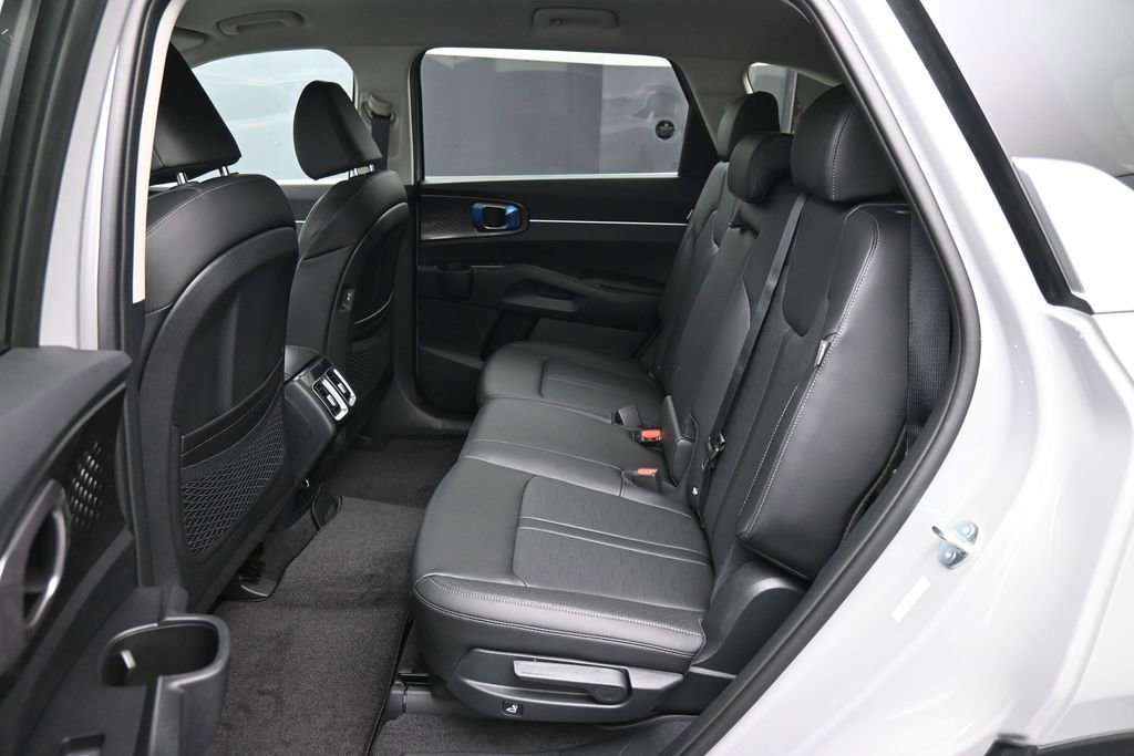 New 2026 Kia Sorento S FWD image 21