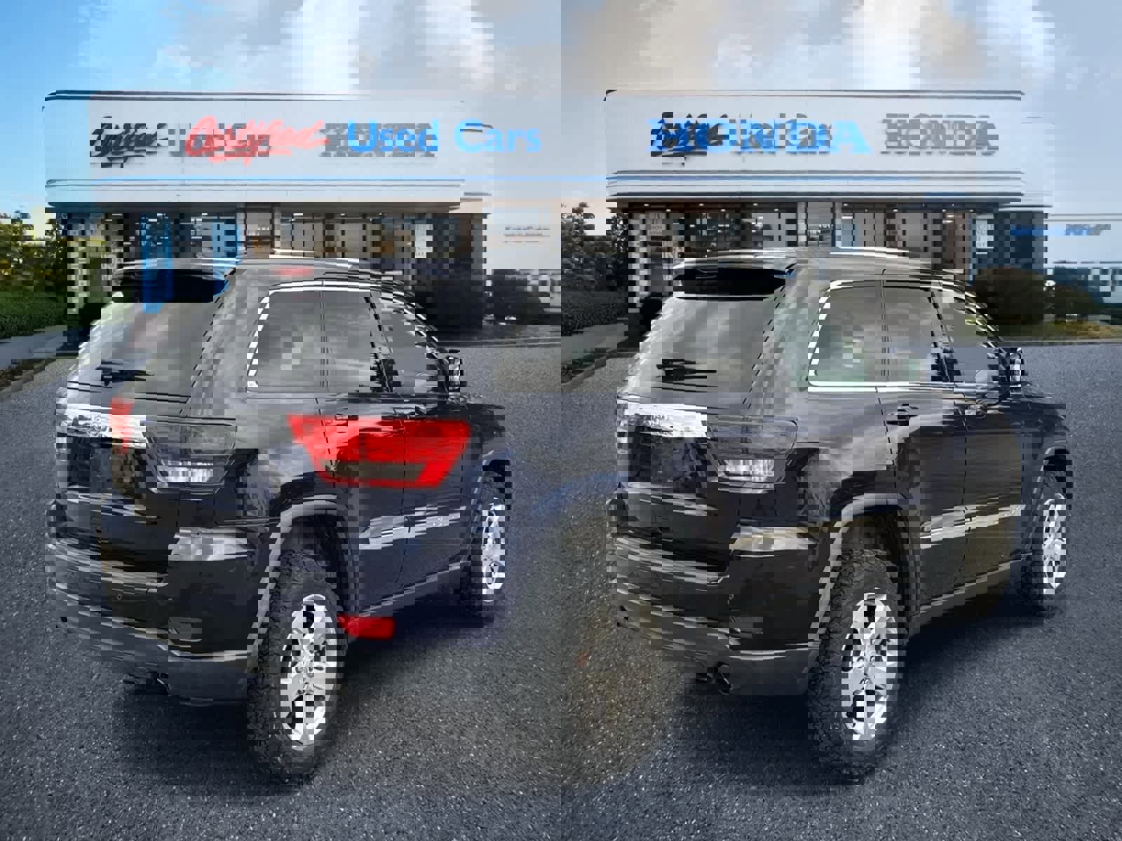 Used 2013 Jeep Grand Cherokee Laredo image 6