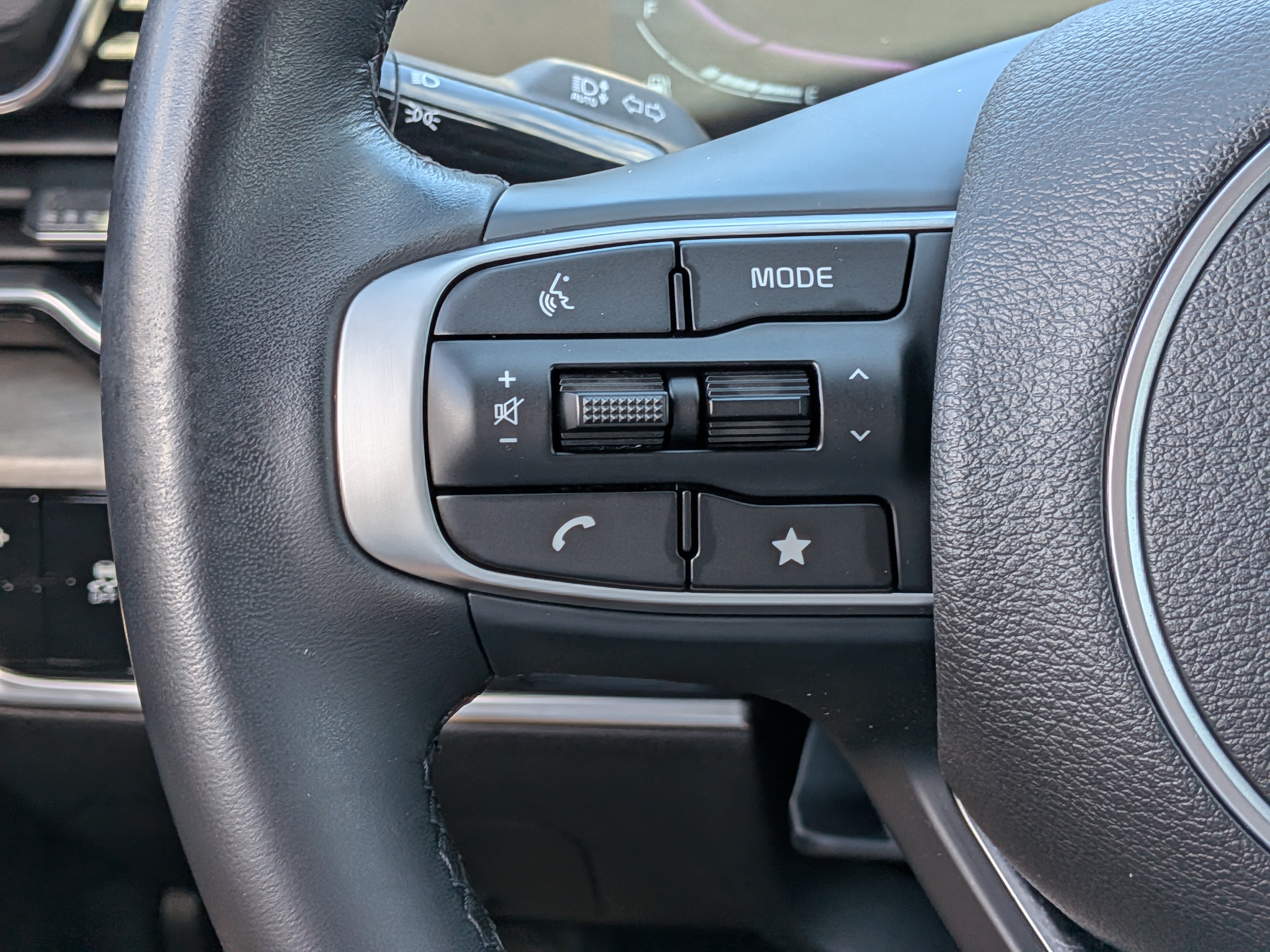 Used 2025 Kia Sportage X-Line AWD/4WD image 24