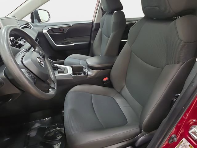 Certified 2023 Toyota RAV4 LE AWD/4WD image 11