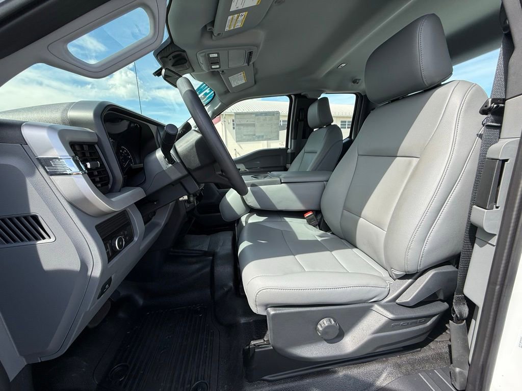 New 2026 Ford F250 XL w/ 360-Degree Camera Package image 13