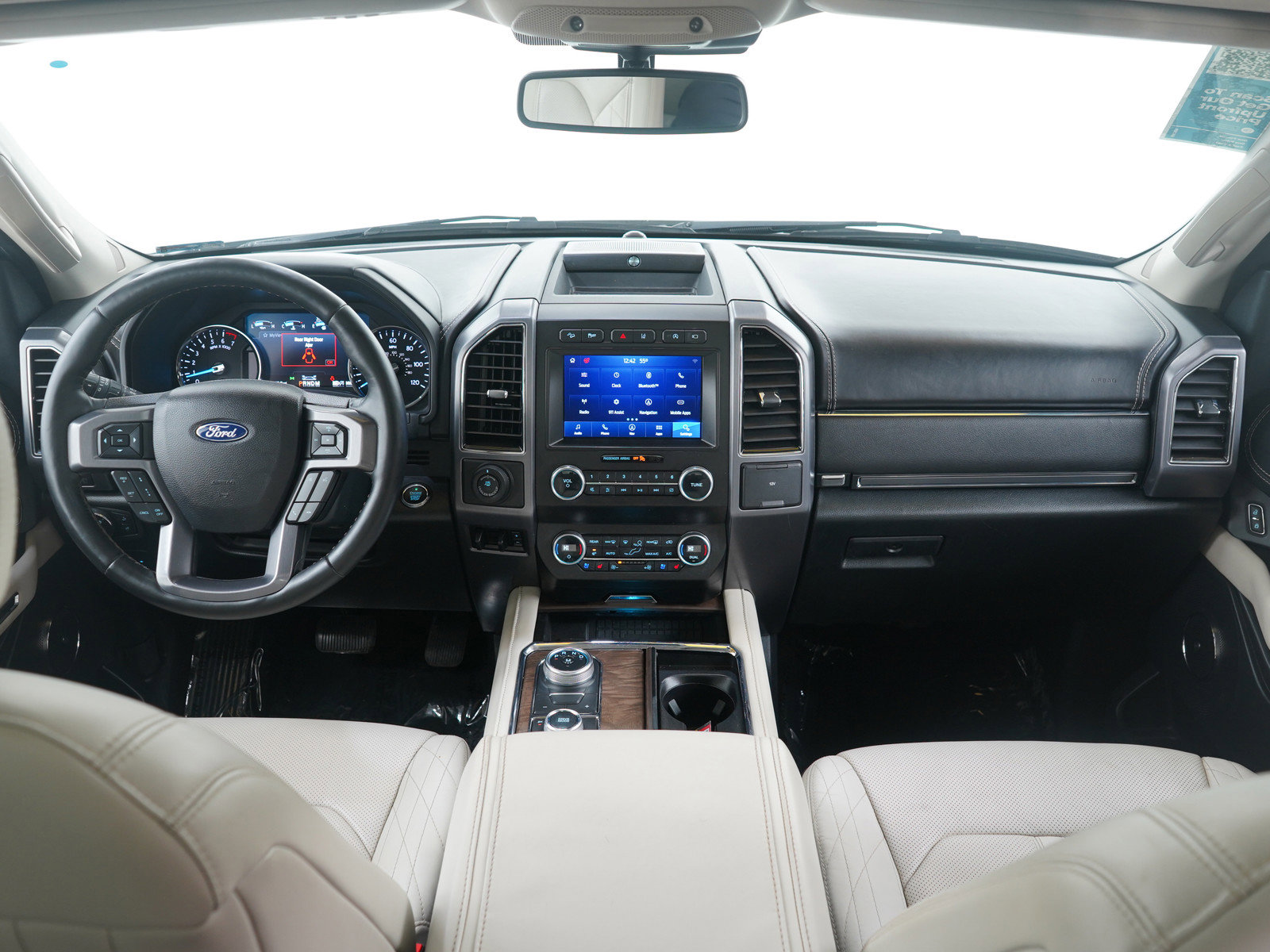 Used 2021 Ford Expedition Platinum image 17