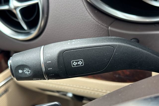Used 2015 Mercedes-Benz SL 63 AMG image 37