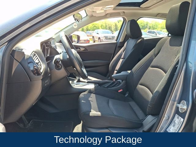 Used 2015 MAZDA MAZDA3 i Touring w/ Technology Package FWD image 2