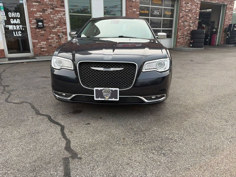Used 2017 Chrysler 300 C w/ Safetytec Plus Group AWD/4WD image 2