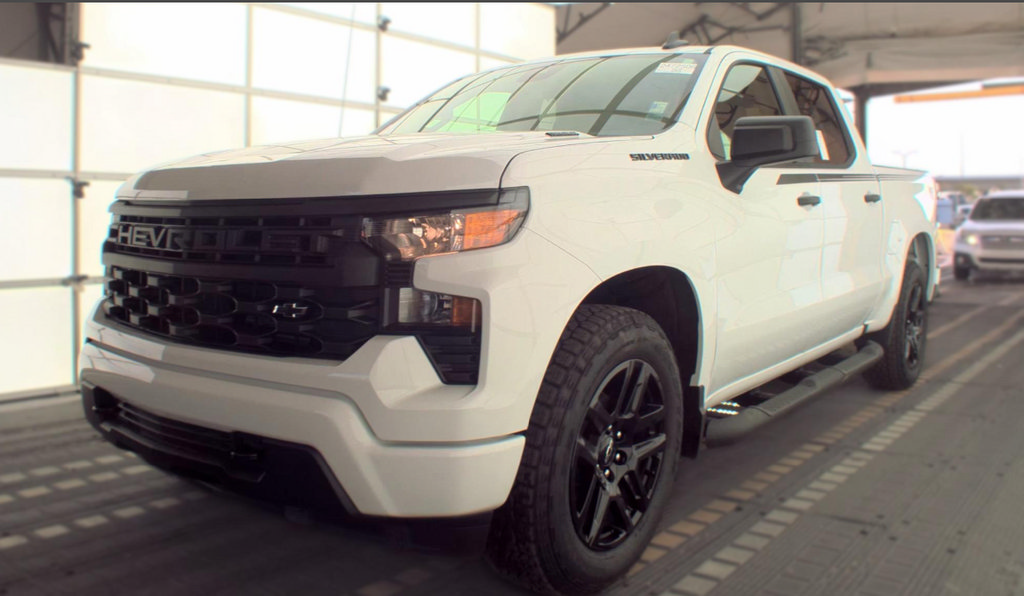 Used 2026 Chevrolet Silverado 1500 Custom w/ Turbomax Blackout Package
