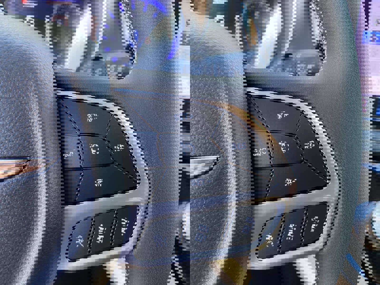 Certified 2022 Chrysler Pacifica Touring-L image 15