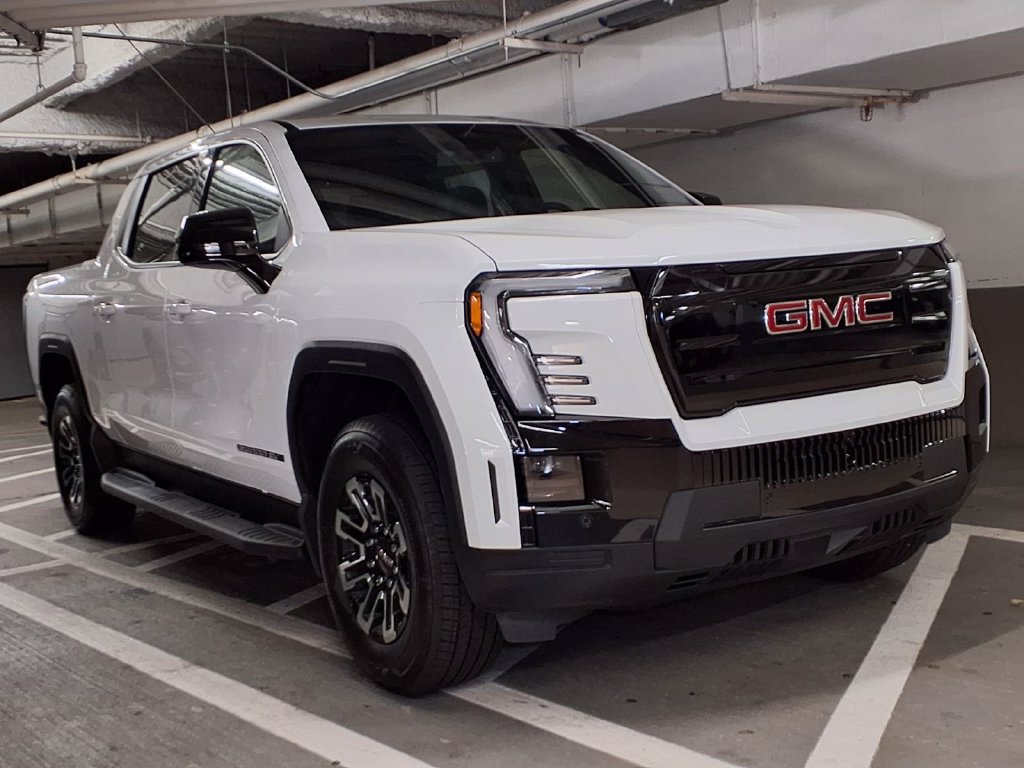 New 2026 GMC Sierra EV Elevation AWD/4WD image 3