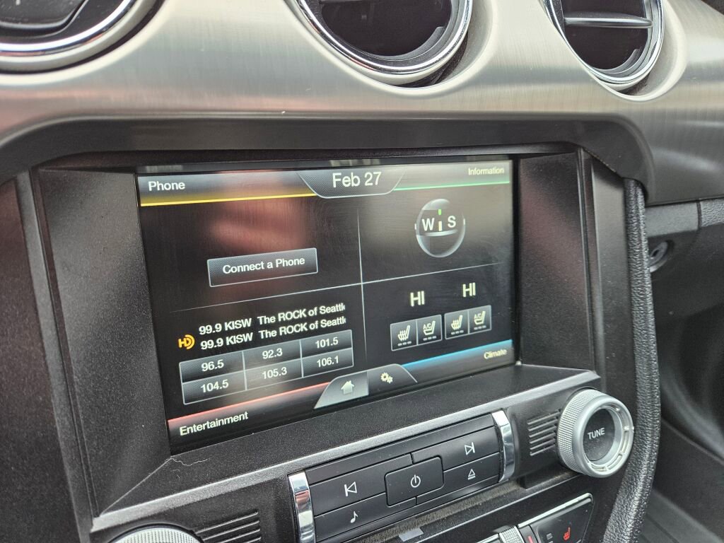 Used 2015 Ford Mustang Premium w/ Equipment Group 201A image 4