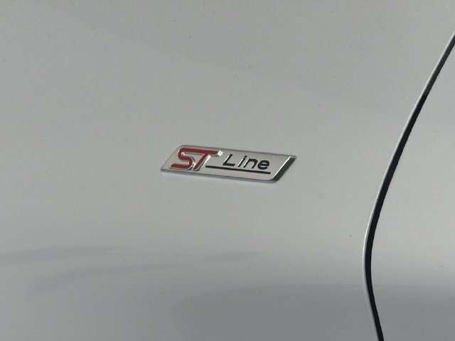 Used 2026 Ford Explorer ST-Line w/ ST-Line Street Pack RWD image 28