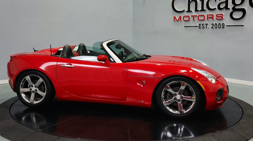 Used 2008 Pontiac Solstice GXP w/ Premium Package RWD image 14