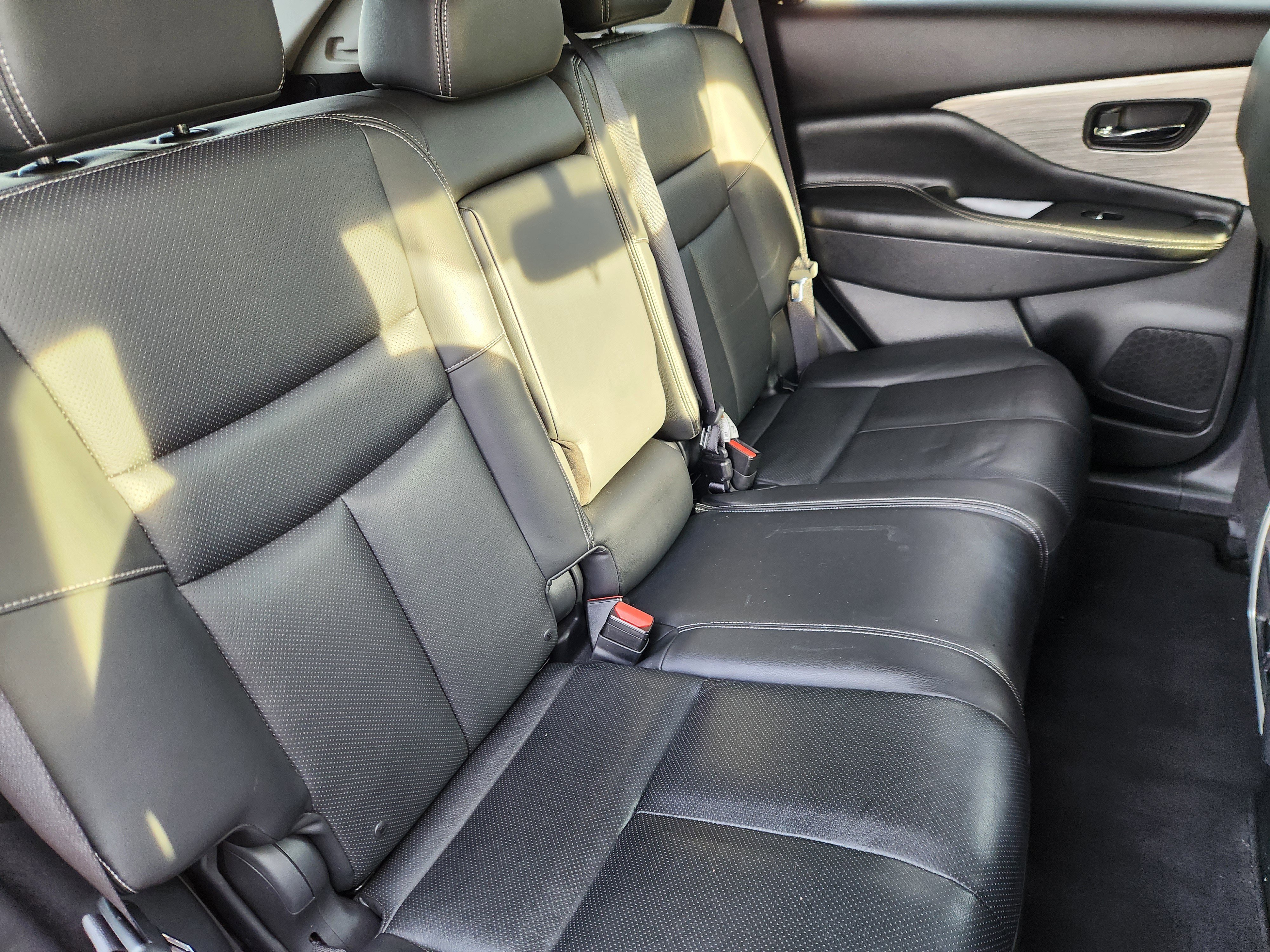 Used 2016 Nissan Murano Platinum w/ Platinum Technology Package image 17