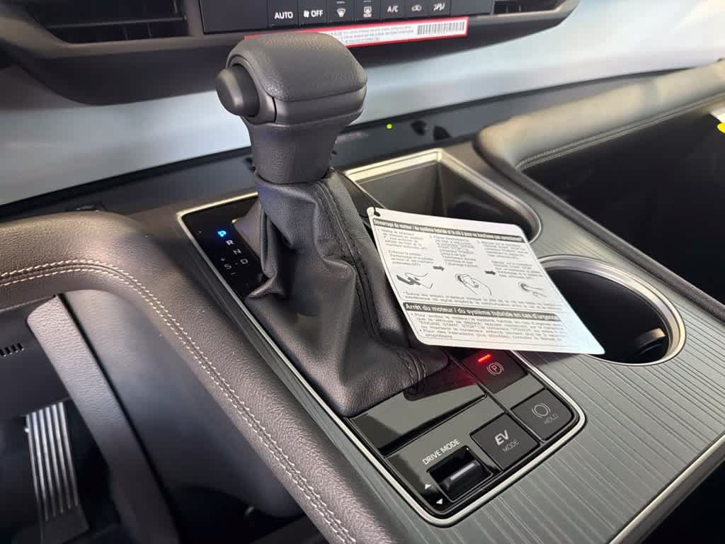 New 2026 Toyota Sienna LE FWD image 25
