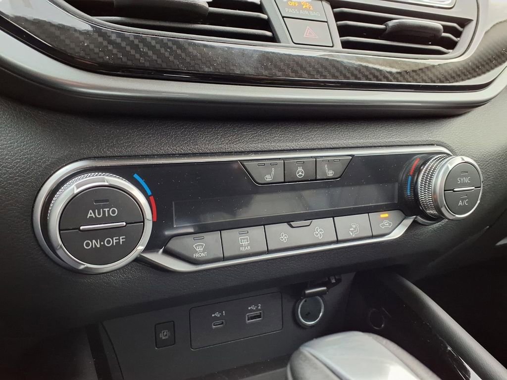 Used 2024 Nissan Altima 2.0 SR image 17