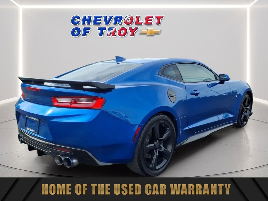Used 2016 Chevrolet Camaro SS RWD image 9