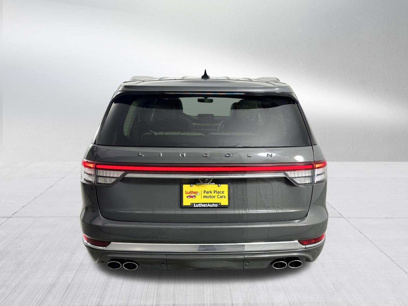 Used 2024 Lincoln Aviator Black Label w/ Dynamic Handling Package image 6