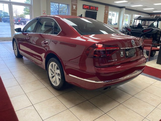 Used 2018 Volkswagen Passat 2.0T SE image 3