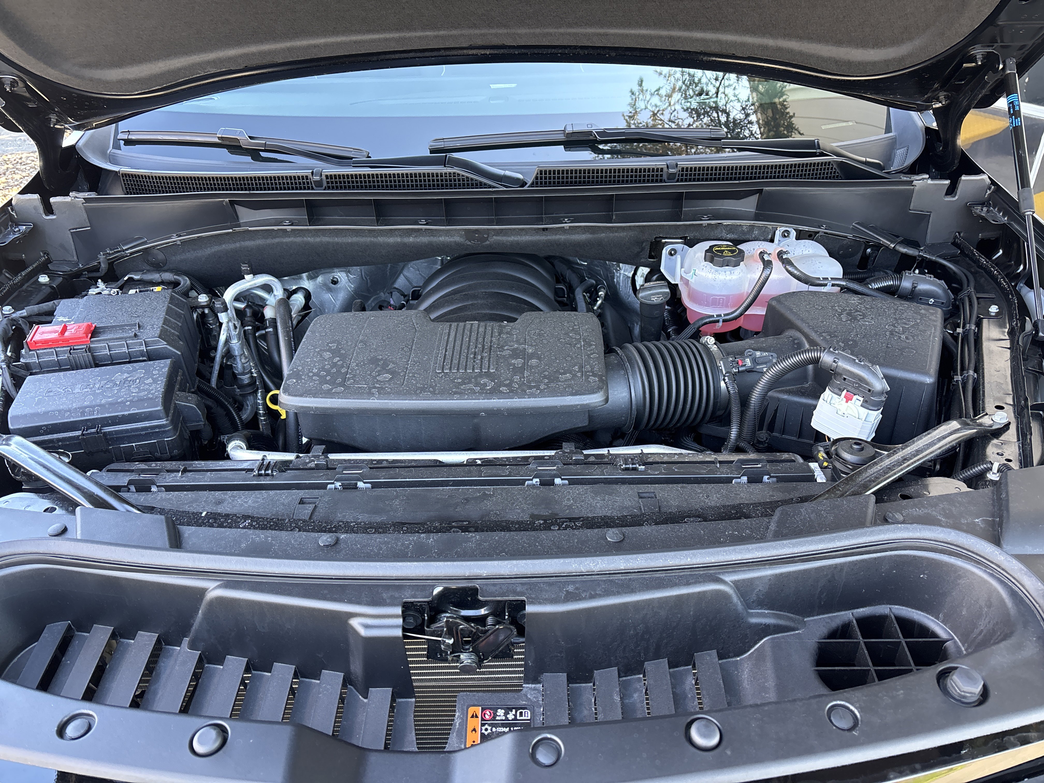 Used 2026 Cadillac Escalade Platinum Sport w/ LPO, ONYX Package image 38