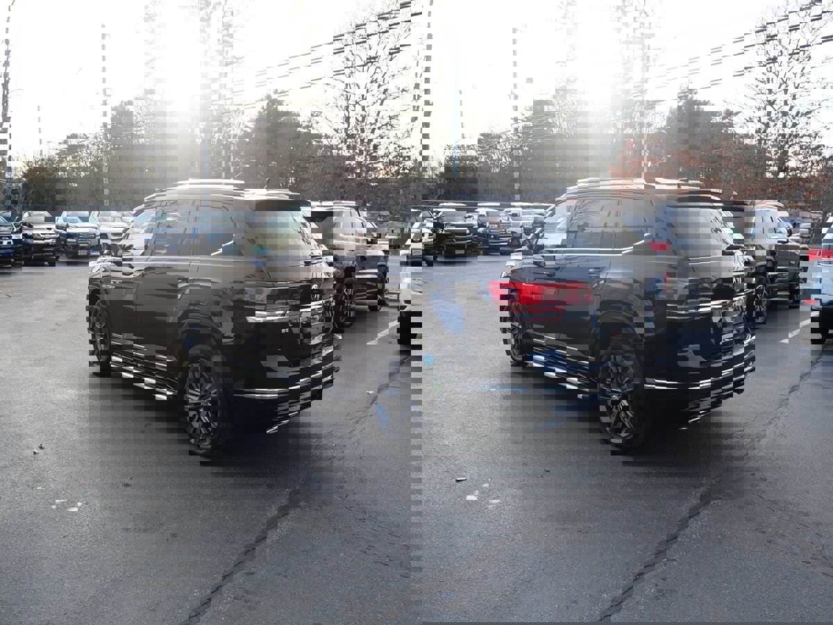 Used 2019 Volkswagen Atlas SEL R-Line image 5